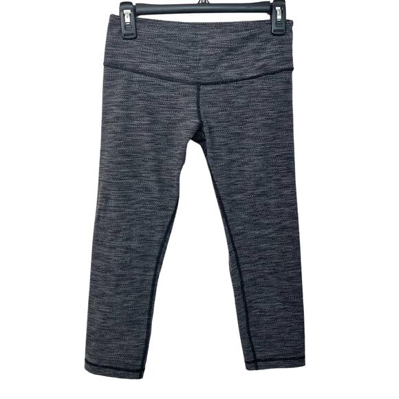 Lululemon Wunder Under Crop Leggings in Coco Pique Black White/Black | Size: 6 - Picture 1 of 8